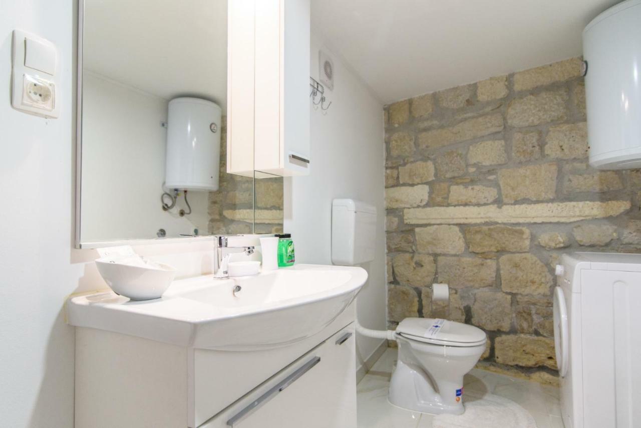 Studio Apartman Rea تروغير المظهر الخارجي الصورة